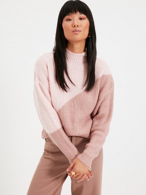 Джемпер Trendyol модель TWOAW22KZ0238/Pudra Фото