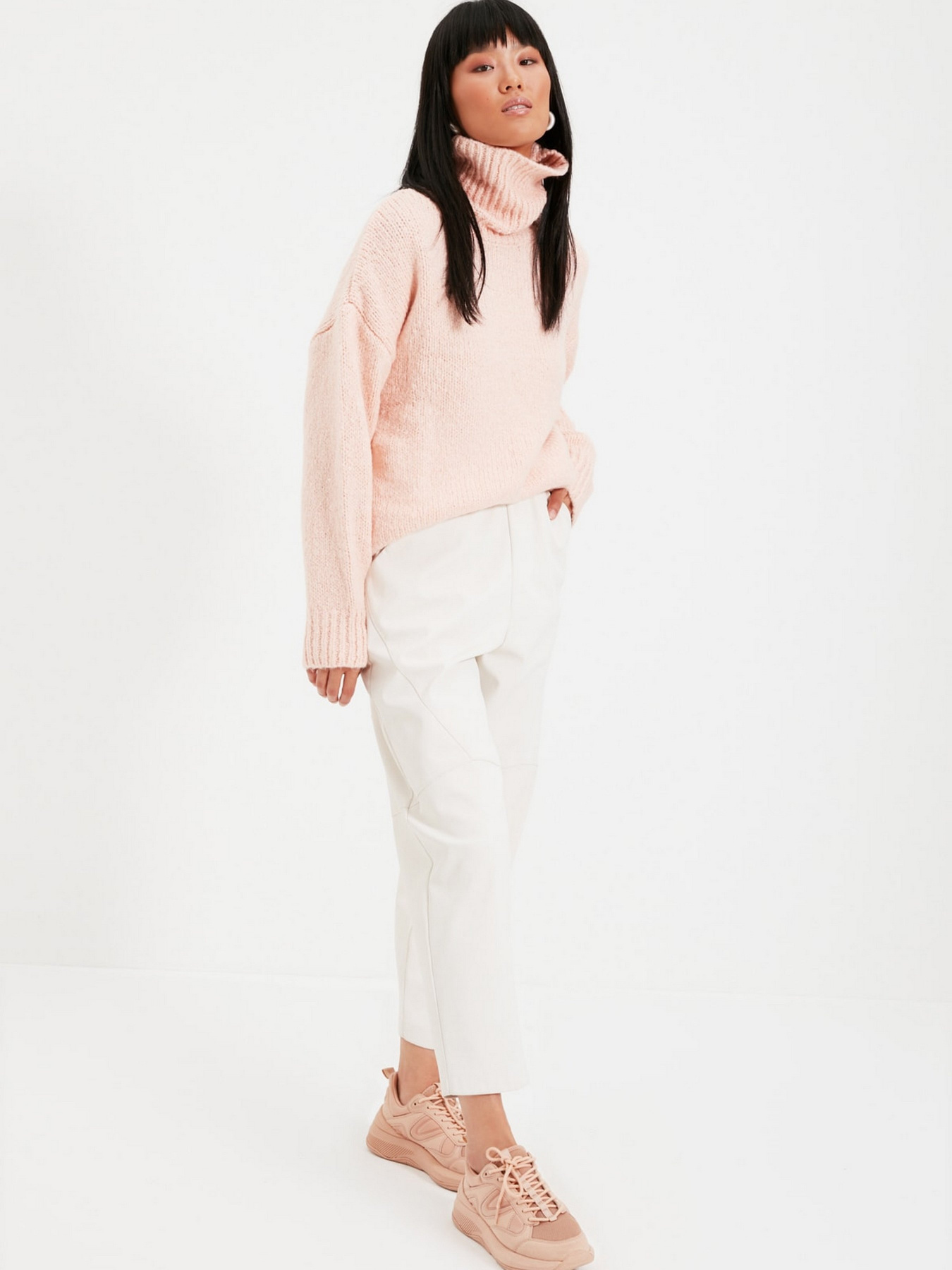 Джемпер Trendyol модель TWOAW22KZ0776/Pudra Фото