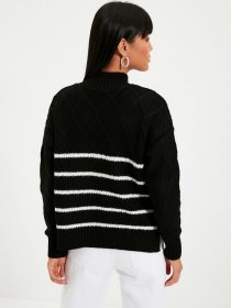 Джемпер Trendyol модель TWOAW22KZ0462/Siyah Фото