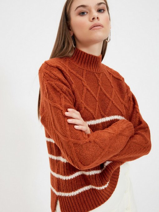 Джемпер Trendyol модель TWOAW22KZ0462/Tarcin Фото