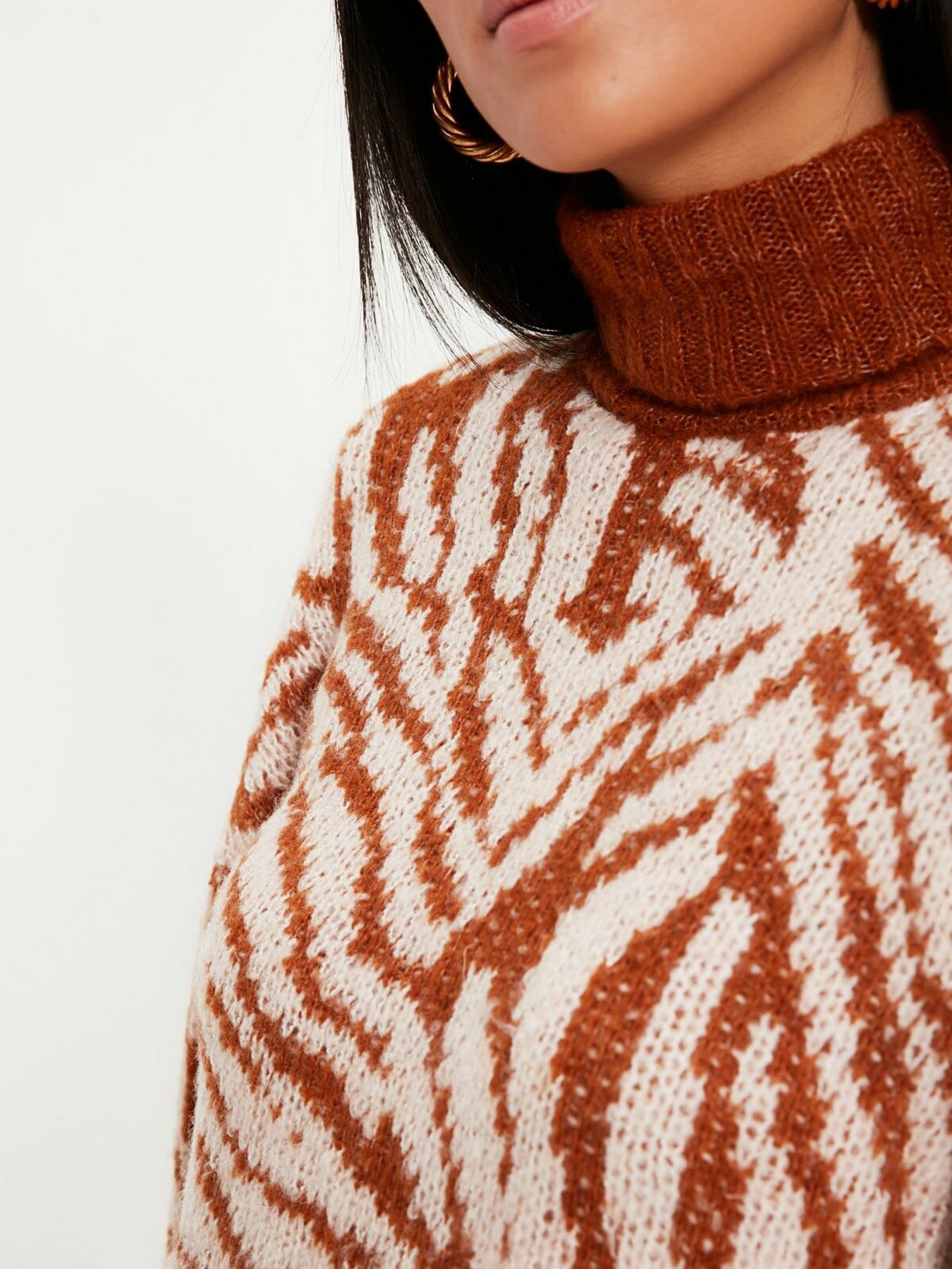 Свитер Trendyol модель TWOAW22KZ0493/Kahverengi Фото