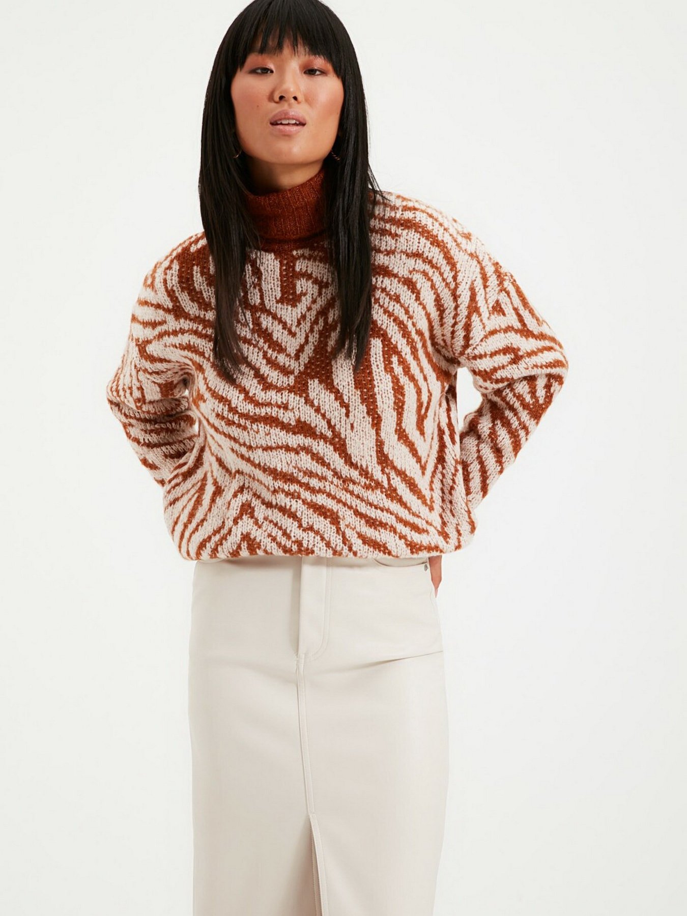 Свитер Trendyol модель TWOAW22KZ0493/Kahverengi Фото