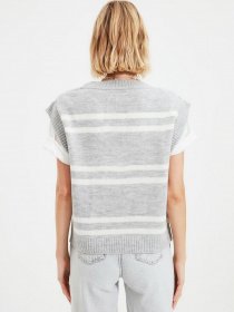 Жилет Trendyol модель TWOAW22KZ0504/Gri Фото