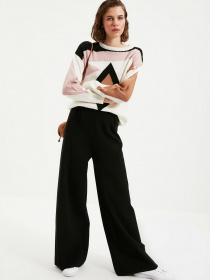 Джемпер Trendyol модель TWOAW22KZ0884/Ekru Джемпер Trendyol модель TWOAW22KZ0884/Ekru Фото