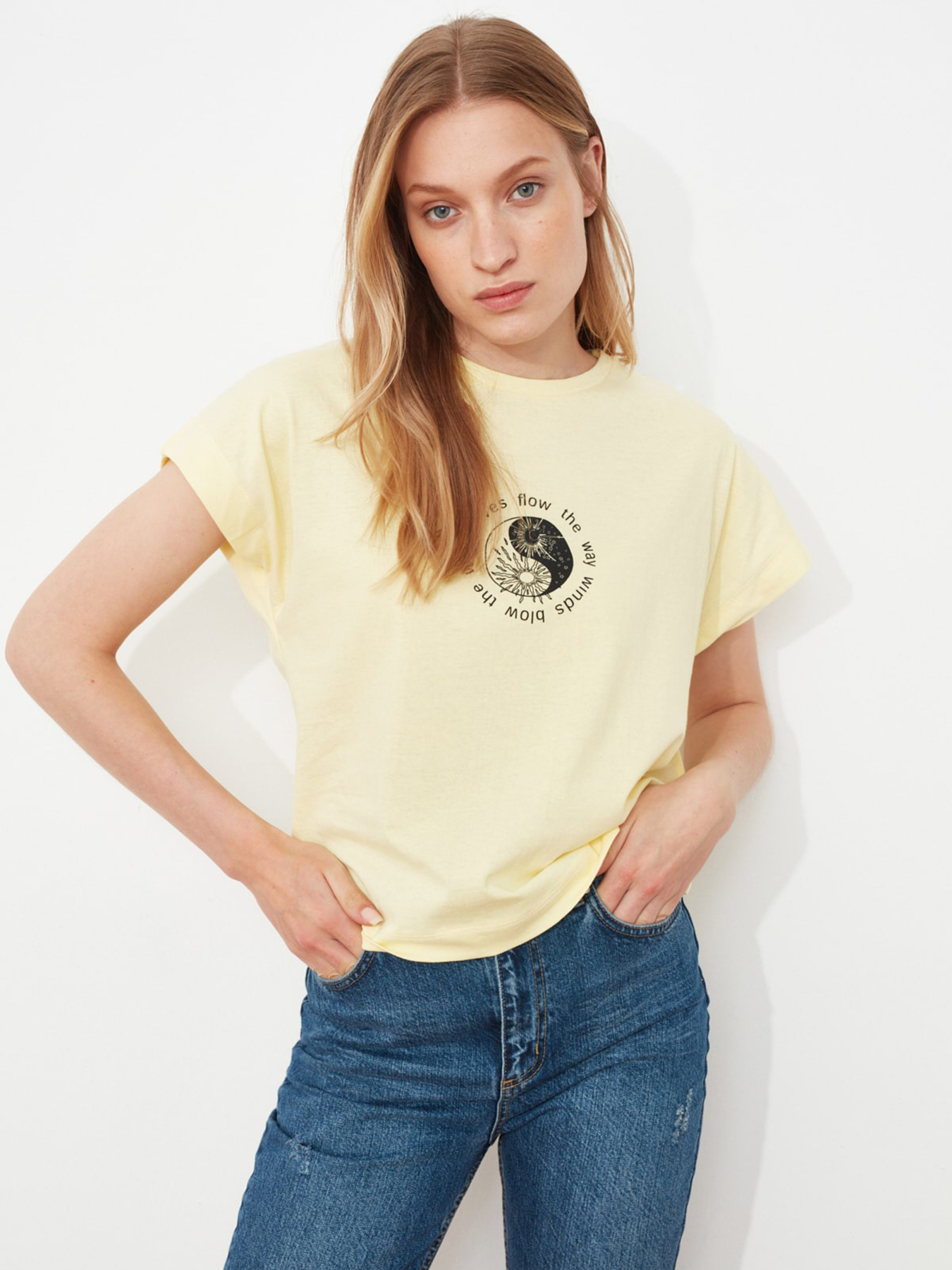 Футболка Trendyol модель TWOSS21TS1721/Sarı Фото