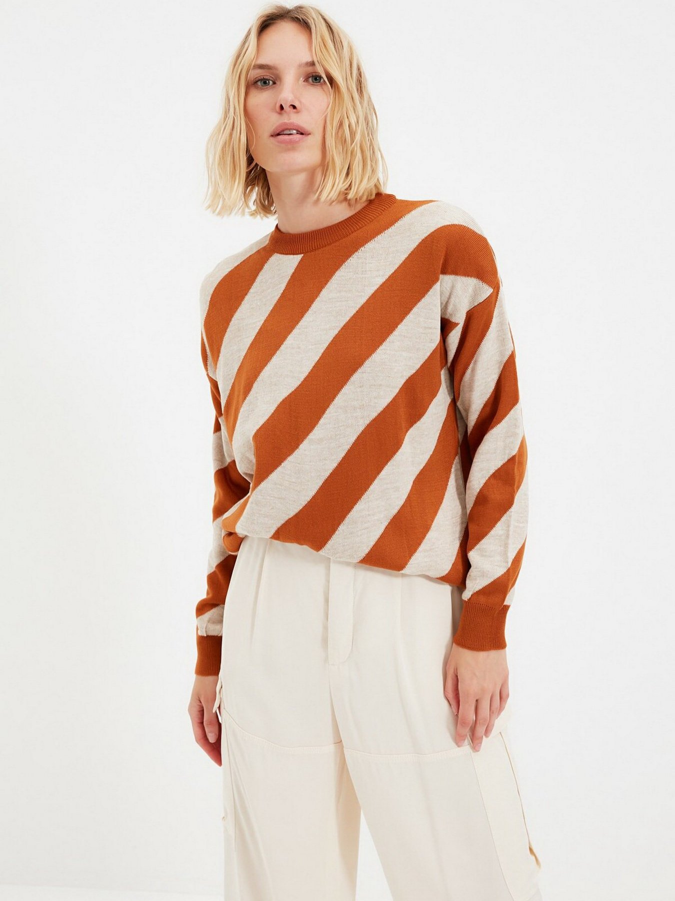 Джемпер Trendyol модель TWOAW22KZ0922/Taba Фото