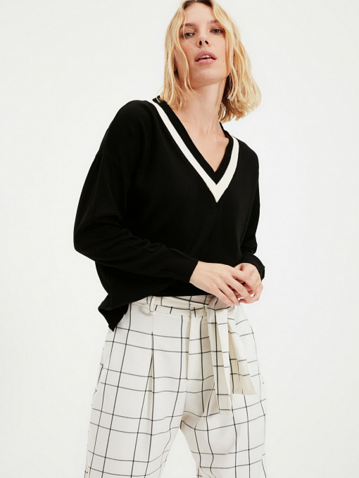 Джемпер Trendyol модель TWOAW22KZ0975/Siyah Фото