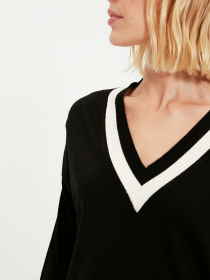 Джемпер Trendyol модель TWOAW22KZ0975/Siyah Фото