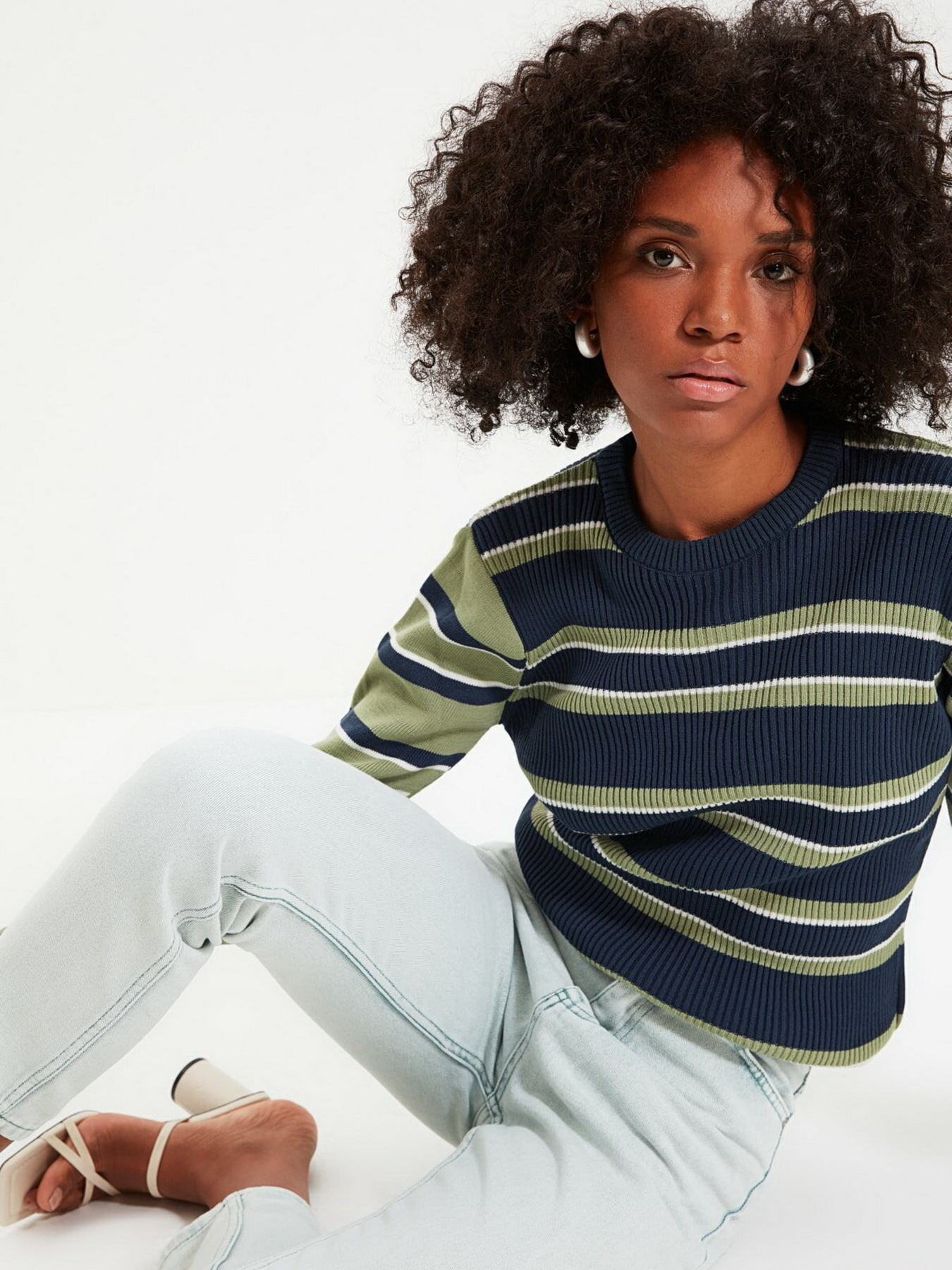 Джемпер Trendyol модель TWOAW22KZ1098/Indigo Фото