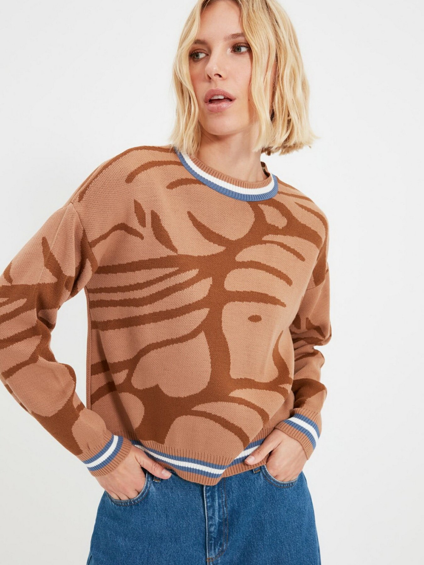 Джемпер Trendyol модель TWOAW22KZ1212/Camel Джемпер Trendyol модель TWOAW22KZ1212/Camel Фото