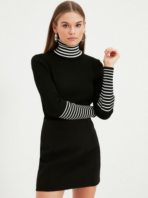 Джемпер Trendyol модель TWOAW22KZ1251/Siyah Фото