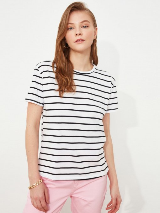 Футболка Trendyol модель TWOSS21TS3091/Beyaz Фото