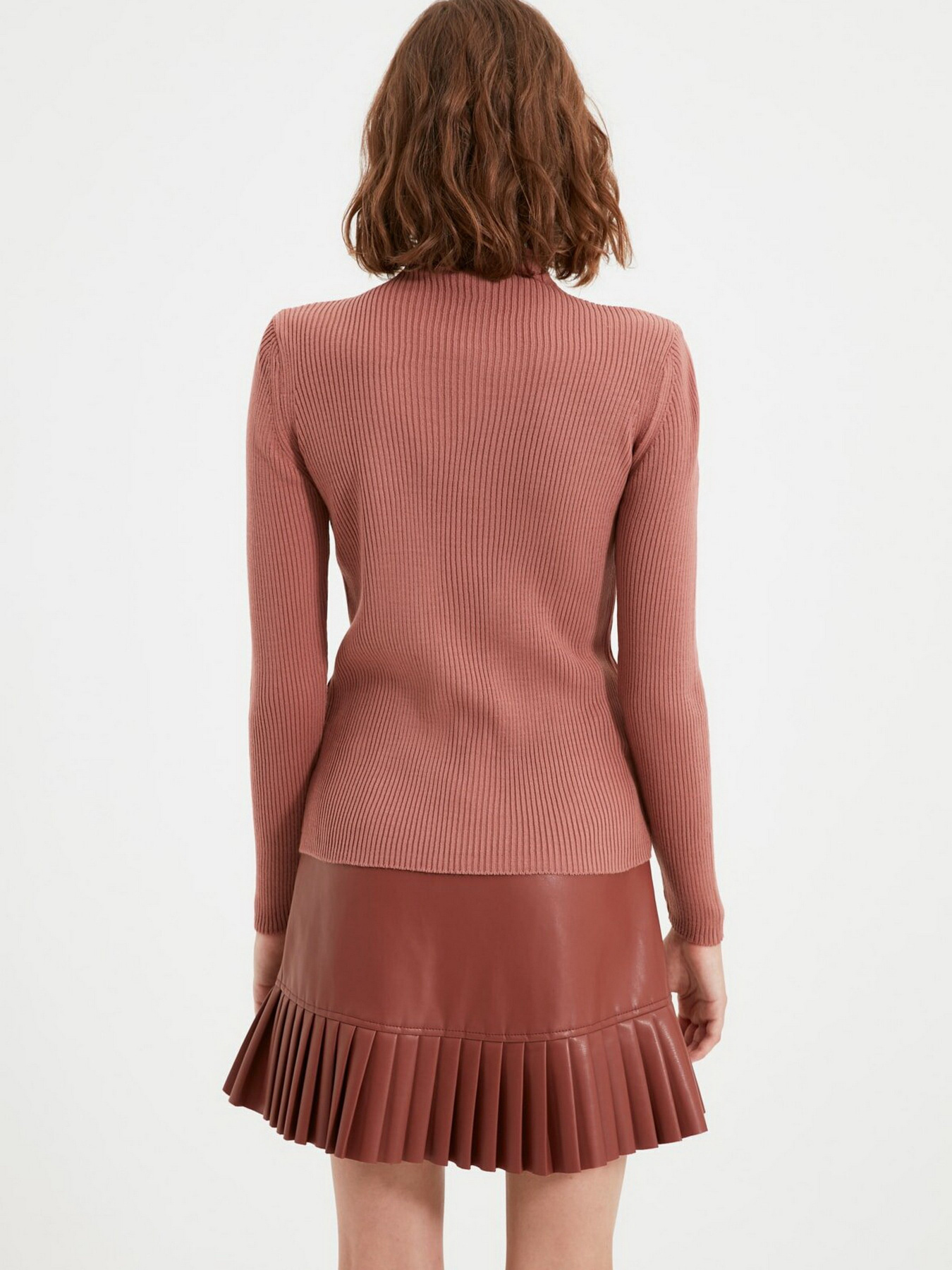 Джемпер Trendyol модель TWOAW22KZ1411/Gul Kurusu Фото