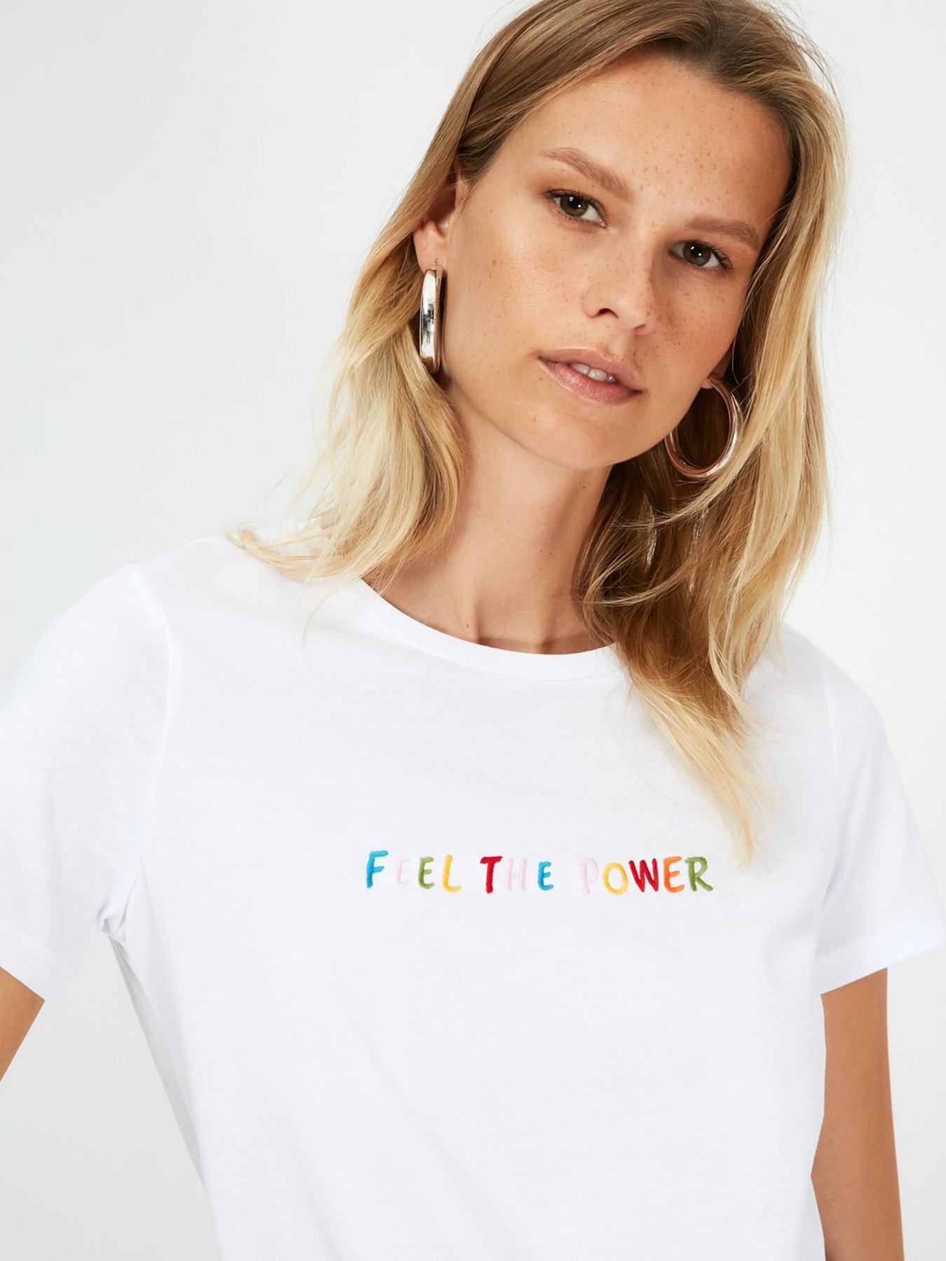 Футболка Trendyol модель TWOSS21TS3781/Beyaz Фото