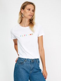 Футболка Trendyol модель TWOSS21TS3781/Beyaz Фото