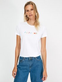 Футболка Trendyol модель TWOSS21TS3781/Beyaz Фото