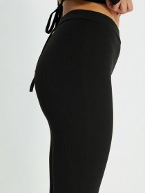 Повседневные штаны Trendyol модель TWOAW22PL0009/Siyah Фото