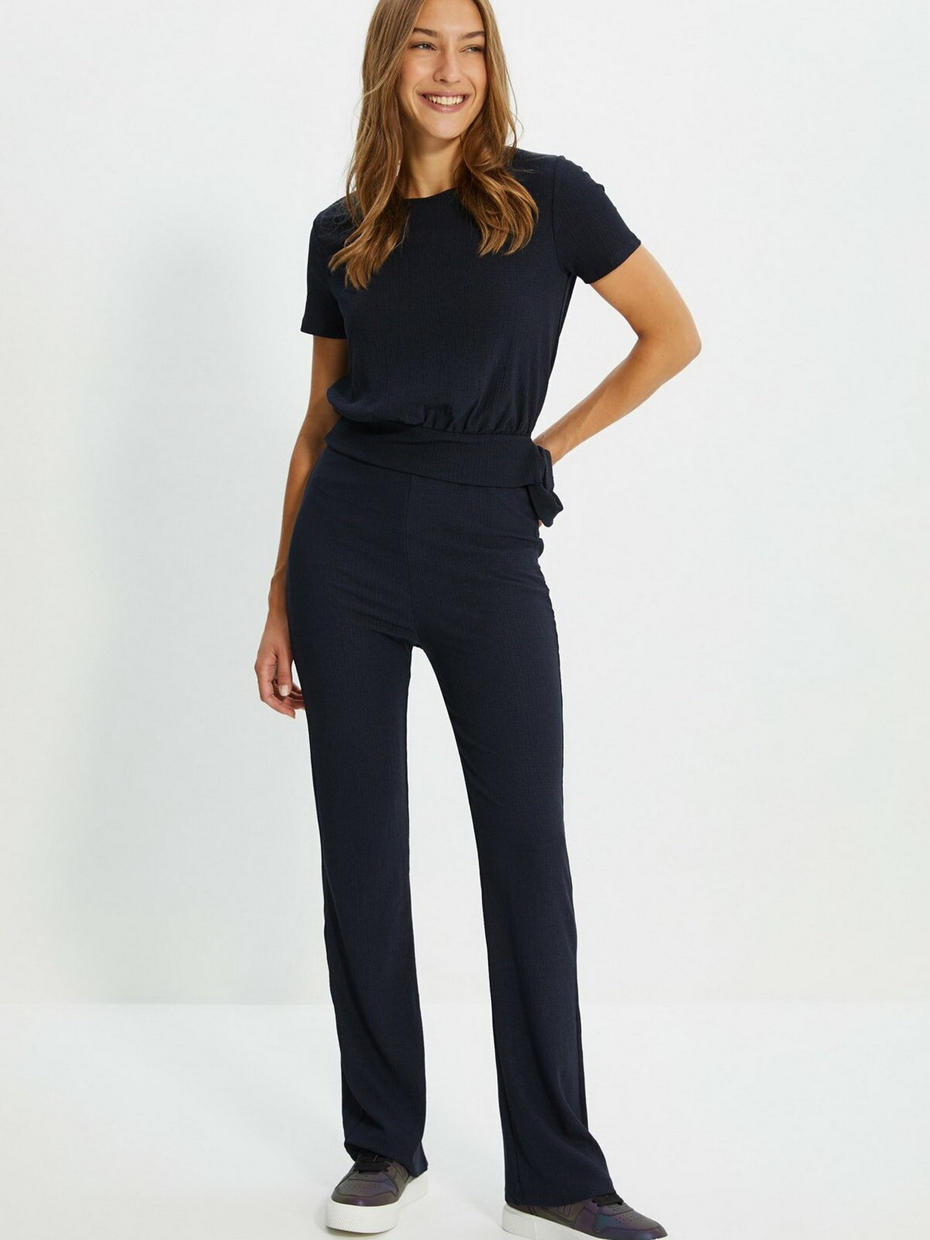 Штани повсякденні Trendyol модель TWOAW22PL0108/Lacivert Фото