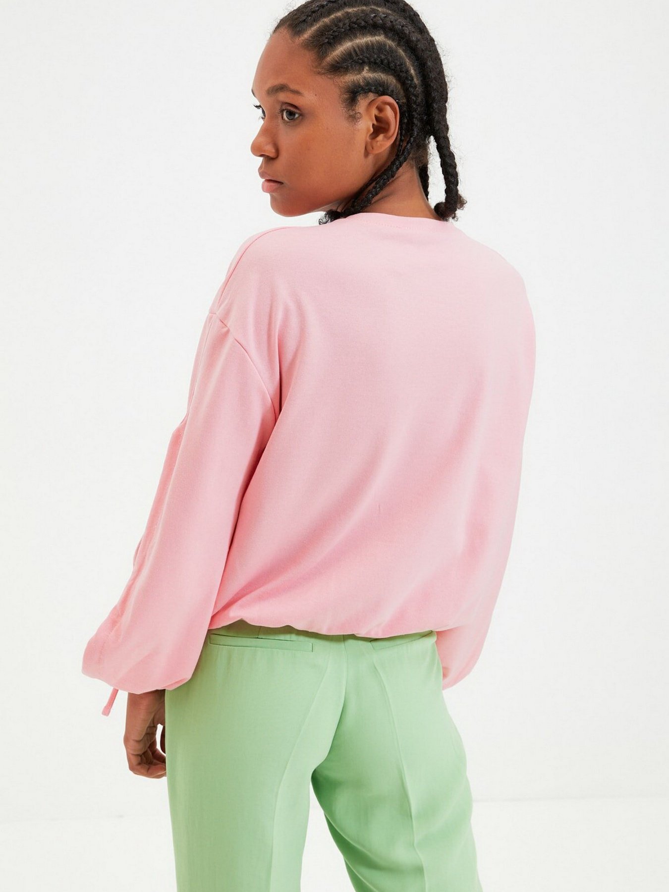 Свитшот Trendyol модель TWOAW22SW0393/Pembe Фото