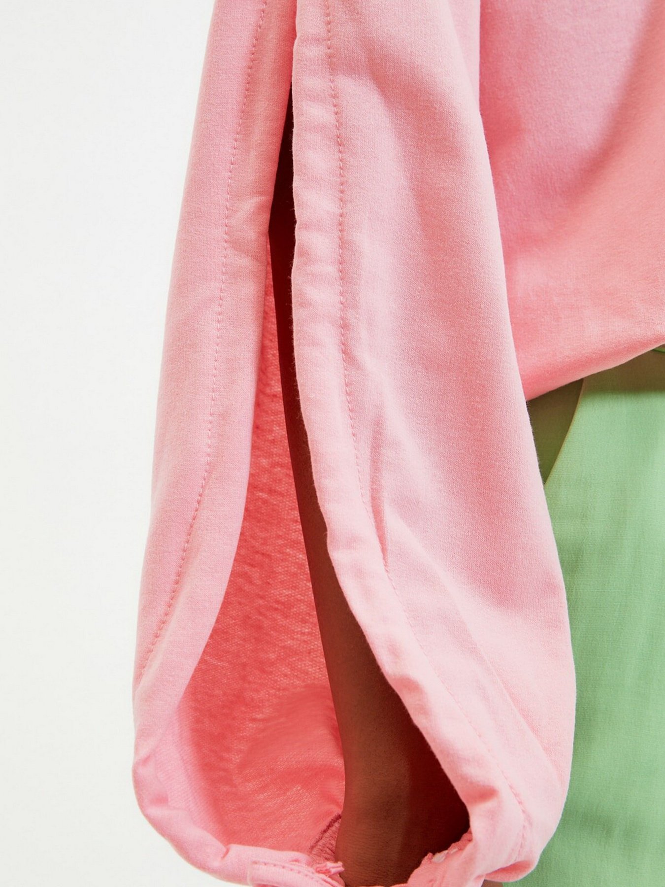 Свитшот Trendyol модель TWOAW22SW0393/Pembe Фото