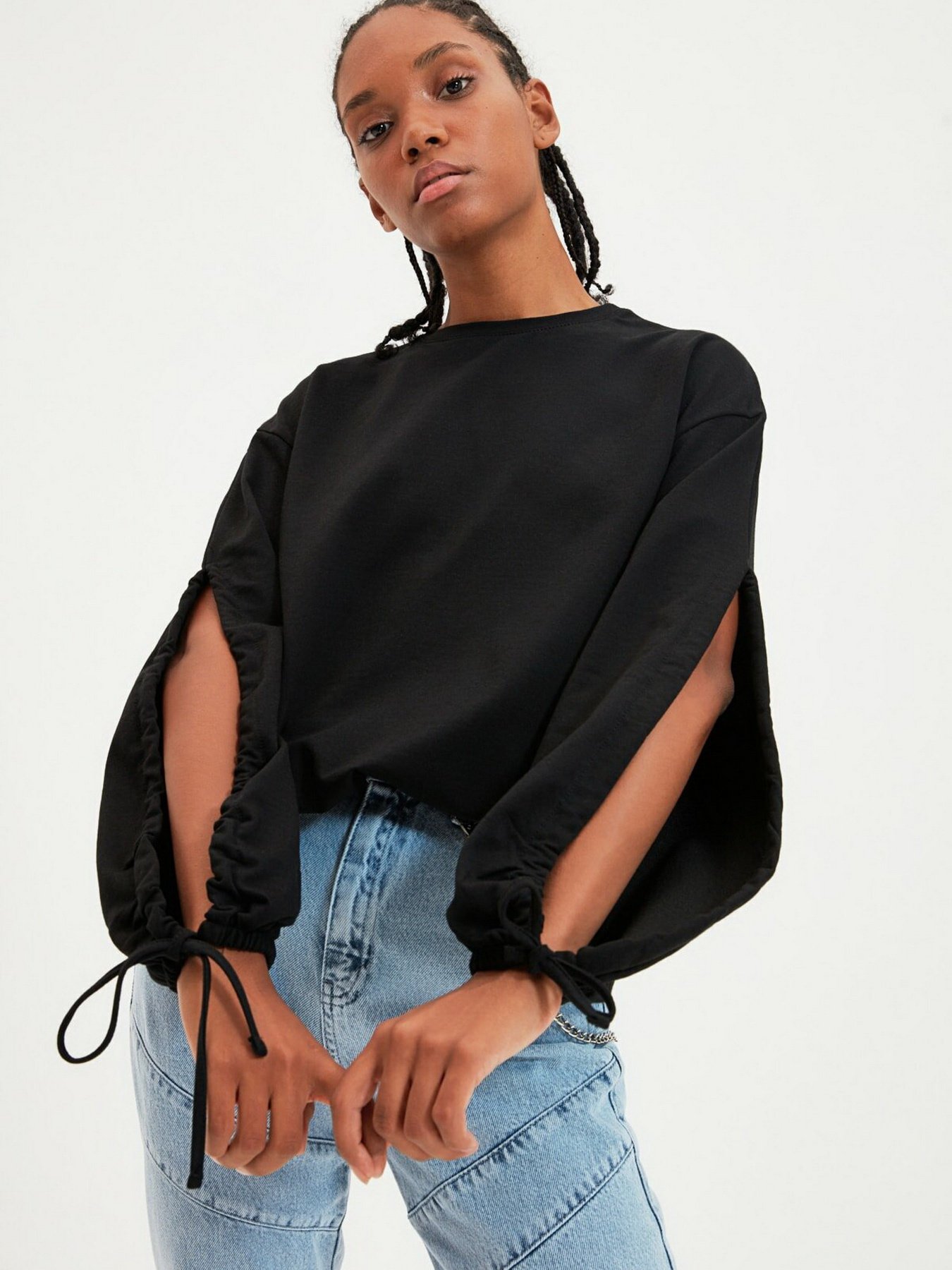 Свитшот Trendyol модель TWOAW22SW0393/Siyah Фото