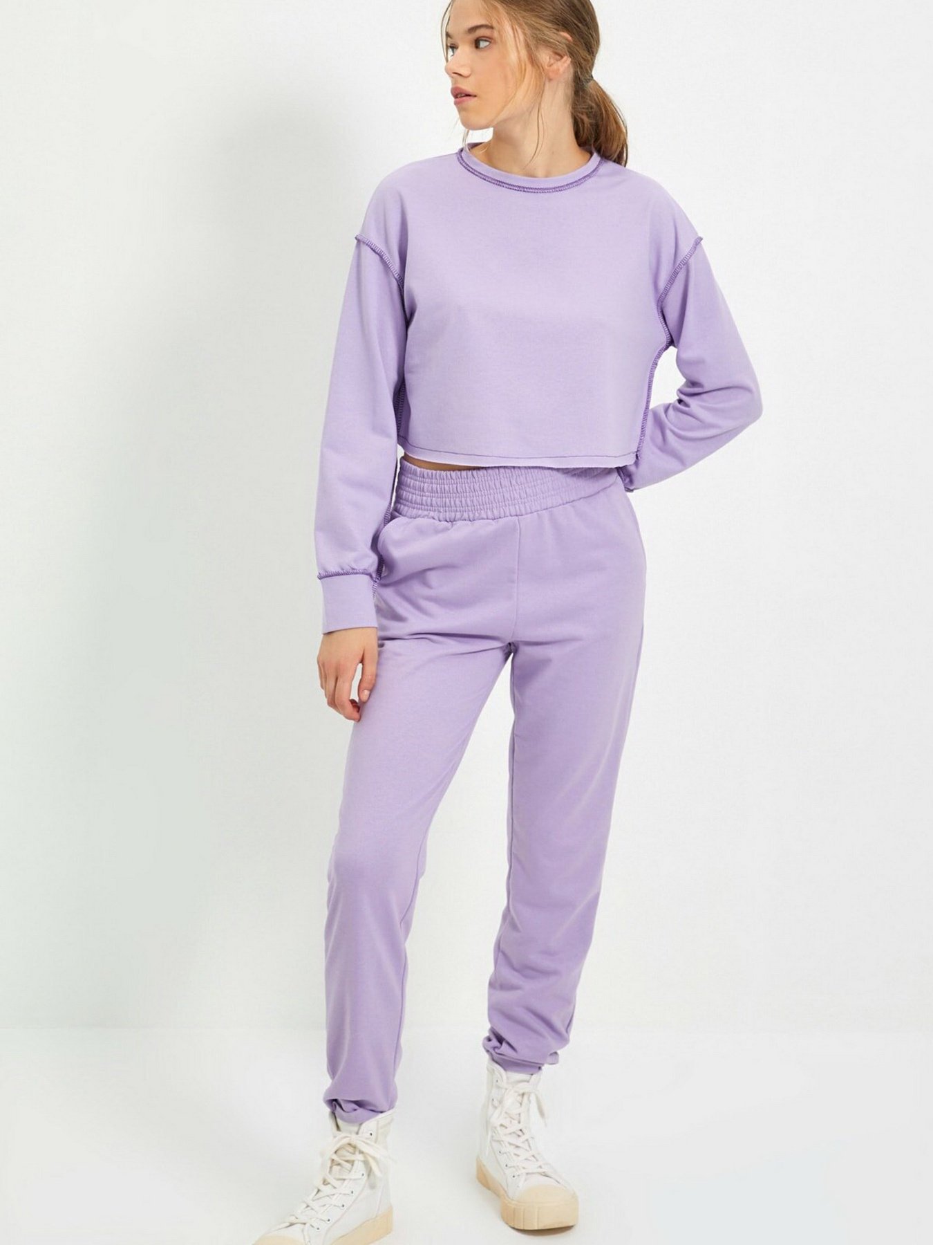 Свитшот Trendyol модель TWOAW22SW0450/Lila Фото