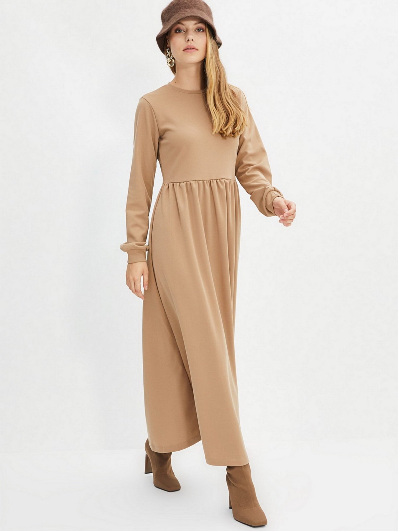 Платье макси Trendyol модель TCTAW22EB0023/Bej Фото