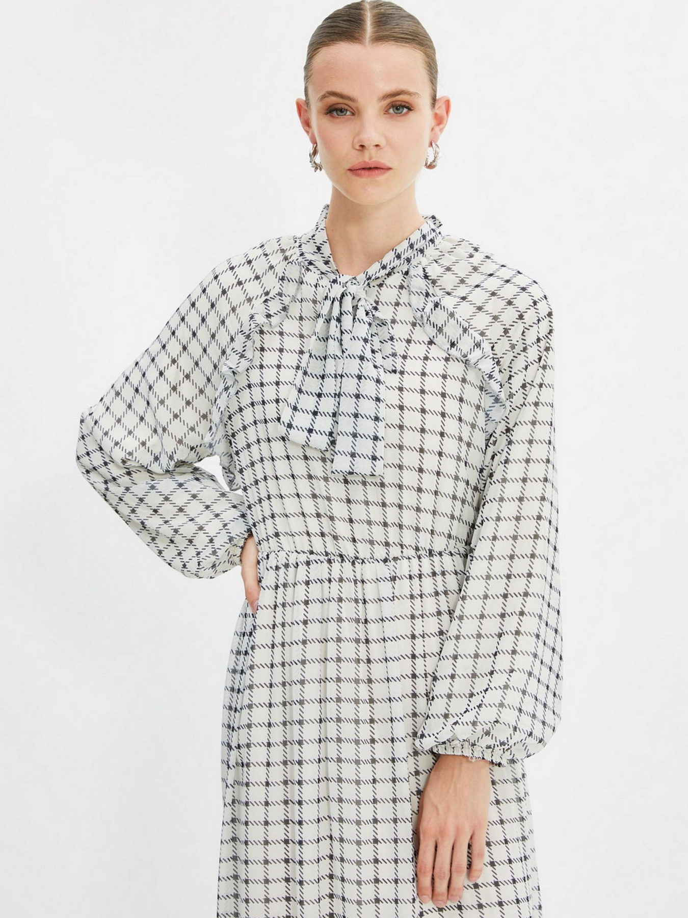 Платье макси Trendyol модель TCTAW22EB0029/Ekru Фото