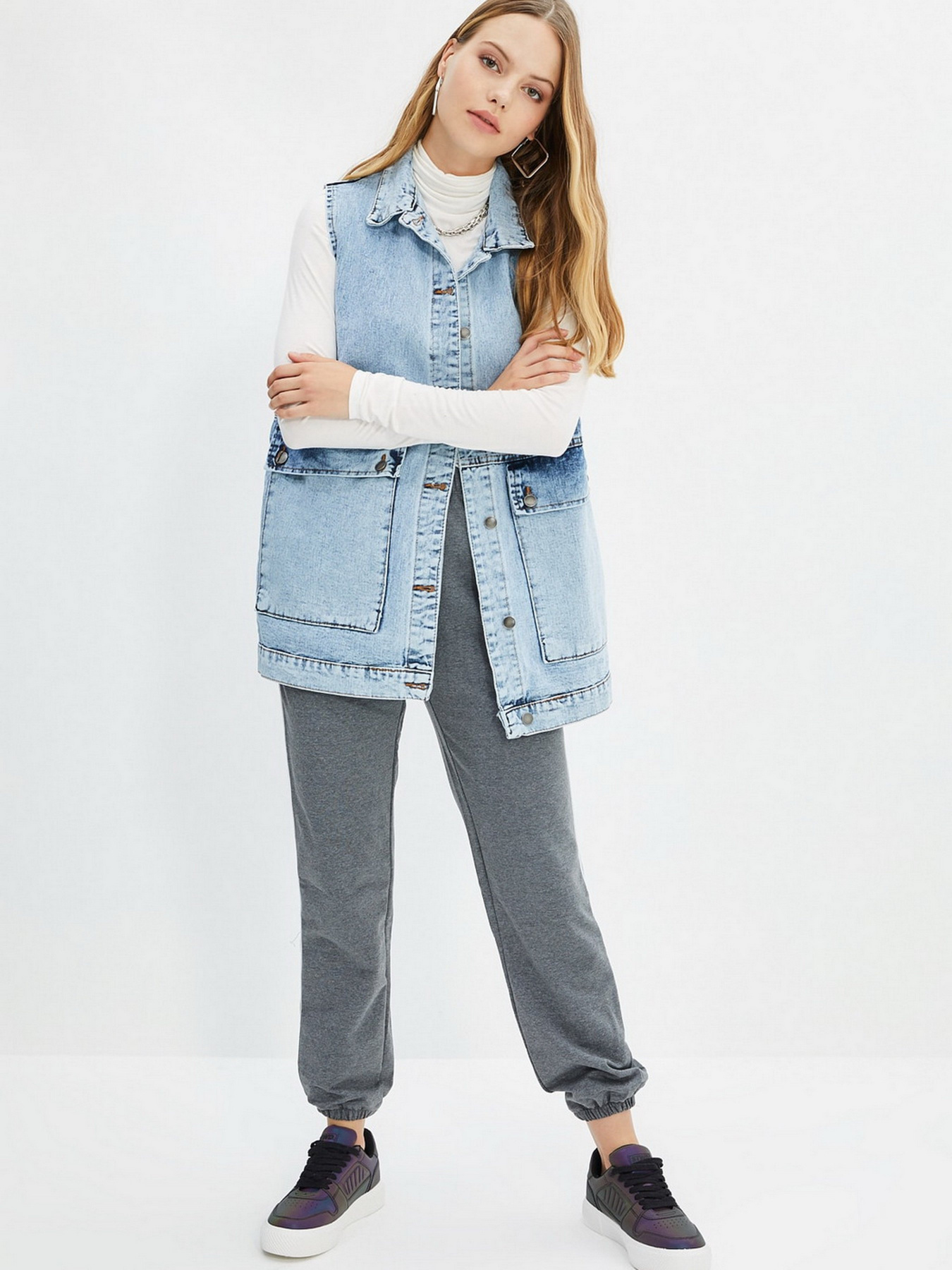 Штаны спортивные Trendyol модель TCTAW22EI0007/Antrasit Фото