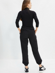 Спортивні штани Trendyol модель TCTAW22EI0007/Siyah Фото