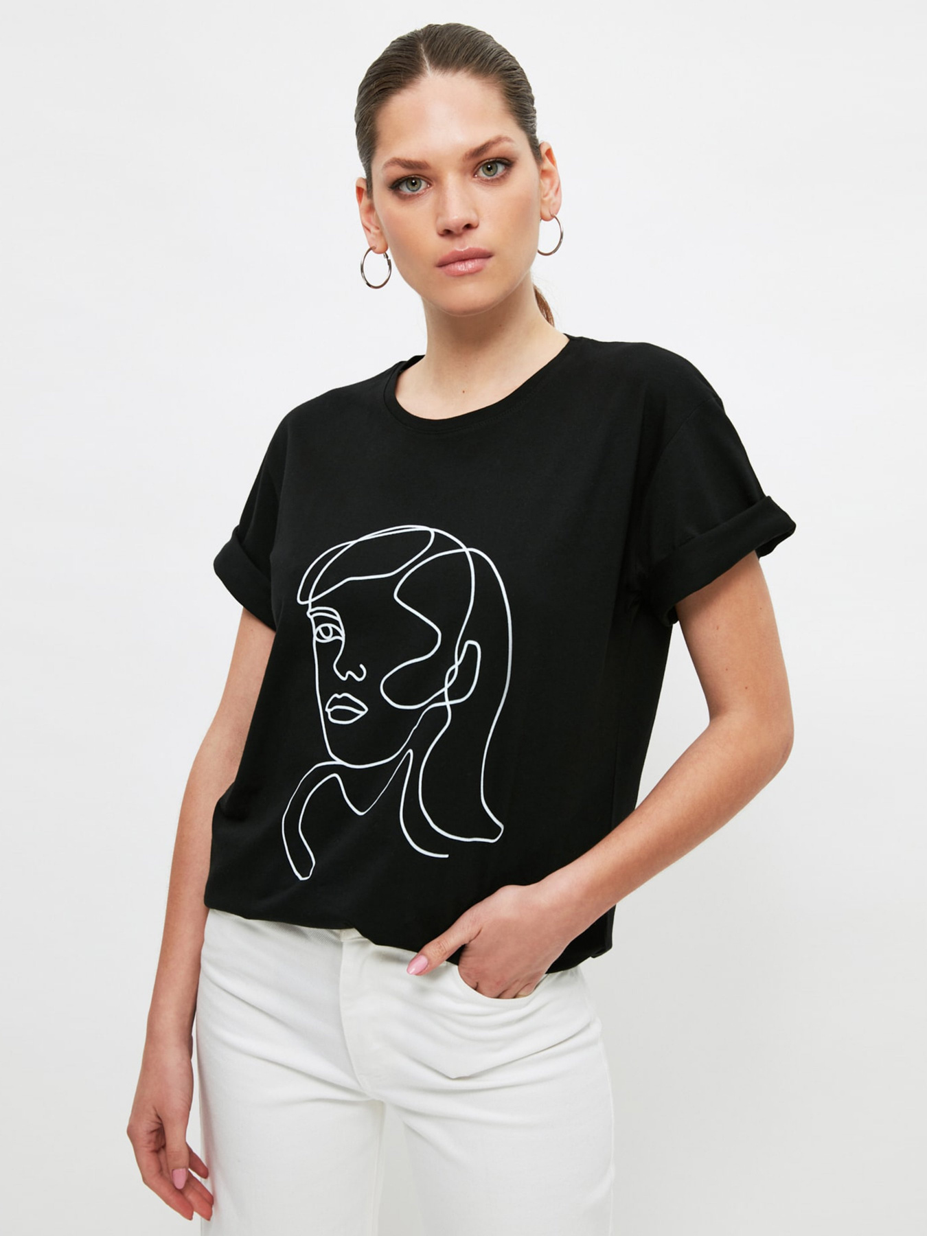 Футболка Trendyol модель TWOSS21TS3808/Siyah Фото