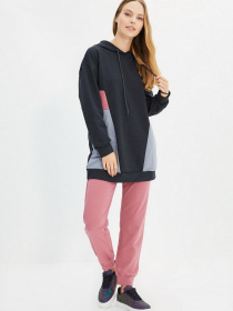 Спортивні штани Trendyol модель TCTSS21EA0207/Gul Kurusu Спортивні штани Trendyol модель TCTSS21EA0207/Gul Kurusu Фото