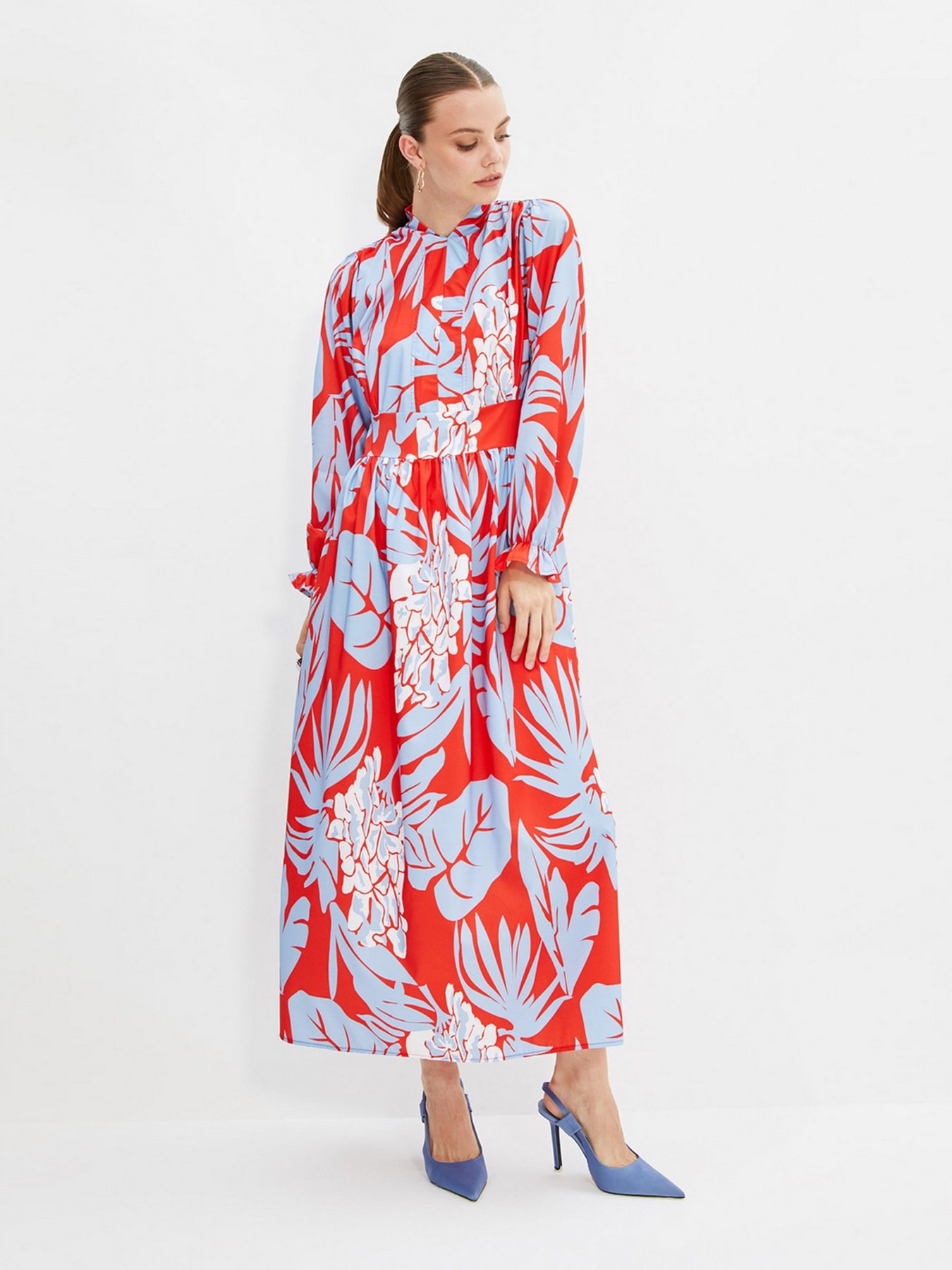 Платье макси Trendyol модель TCTSS21EB0064/Kirmizi Фото