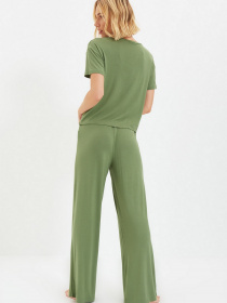 Футболка Trendyol модель THMAW22PT0024/Yesil Фото