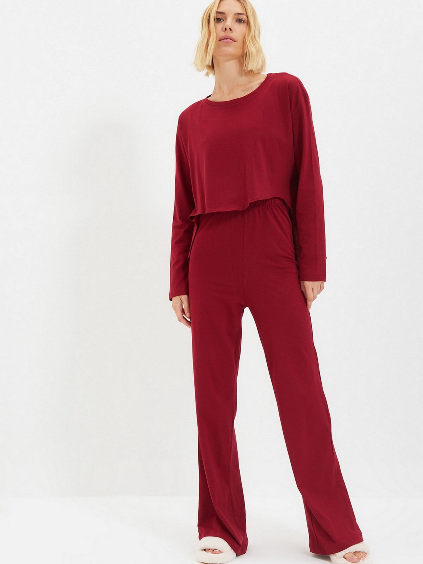 Лонгслів Trendyol модель THMAW22PT0032/Bordo Фото