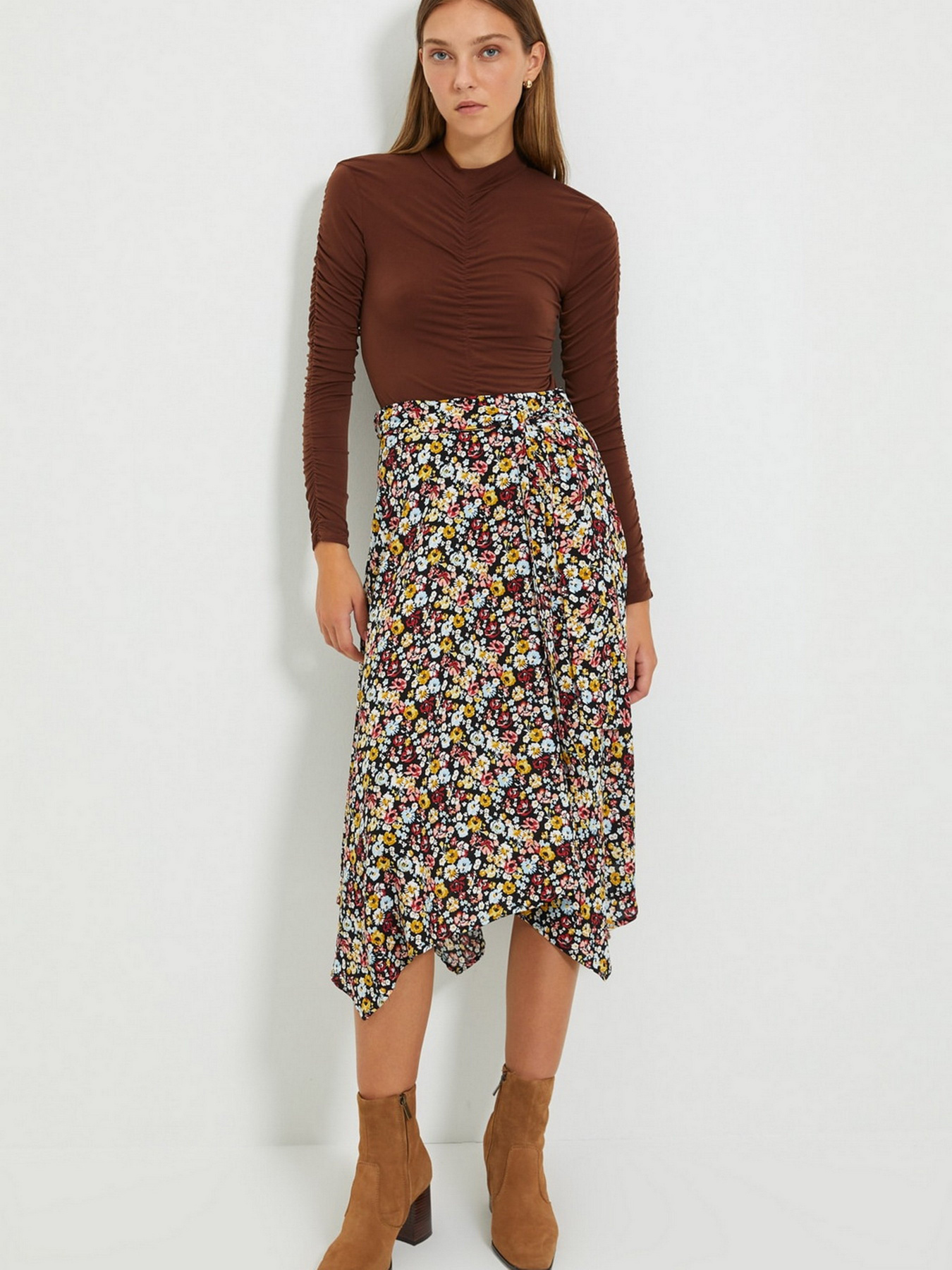 Боди Trendyol модель TWOAW20BD0052/Kahverengi Боди Trendyol модель TWOAW20BD0052/Kahverengi Фото