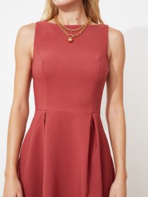 Платья Trendyol модель TWOSS20EL0980/Gul Kurusu Фото