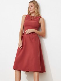 Платья Trendyol модель TWOSS20EL0980/Gul Kurusu Фото