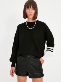 Джемпер Trendyol модель TWOAW20KZ0101/Siyah Фото