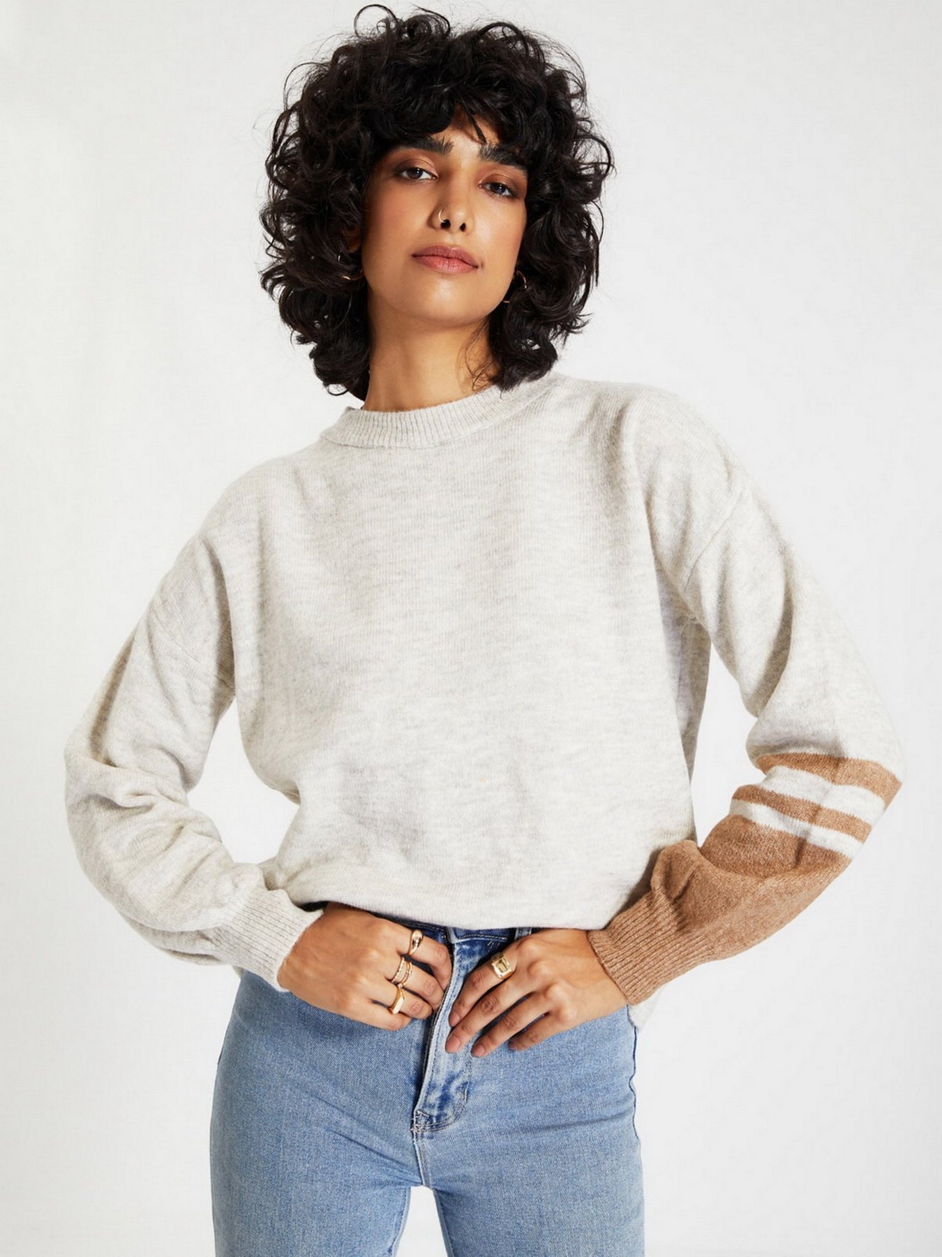 Свитер Trendyol модель TWOAW20KZ0101/Tas Фото