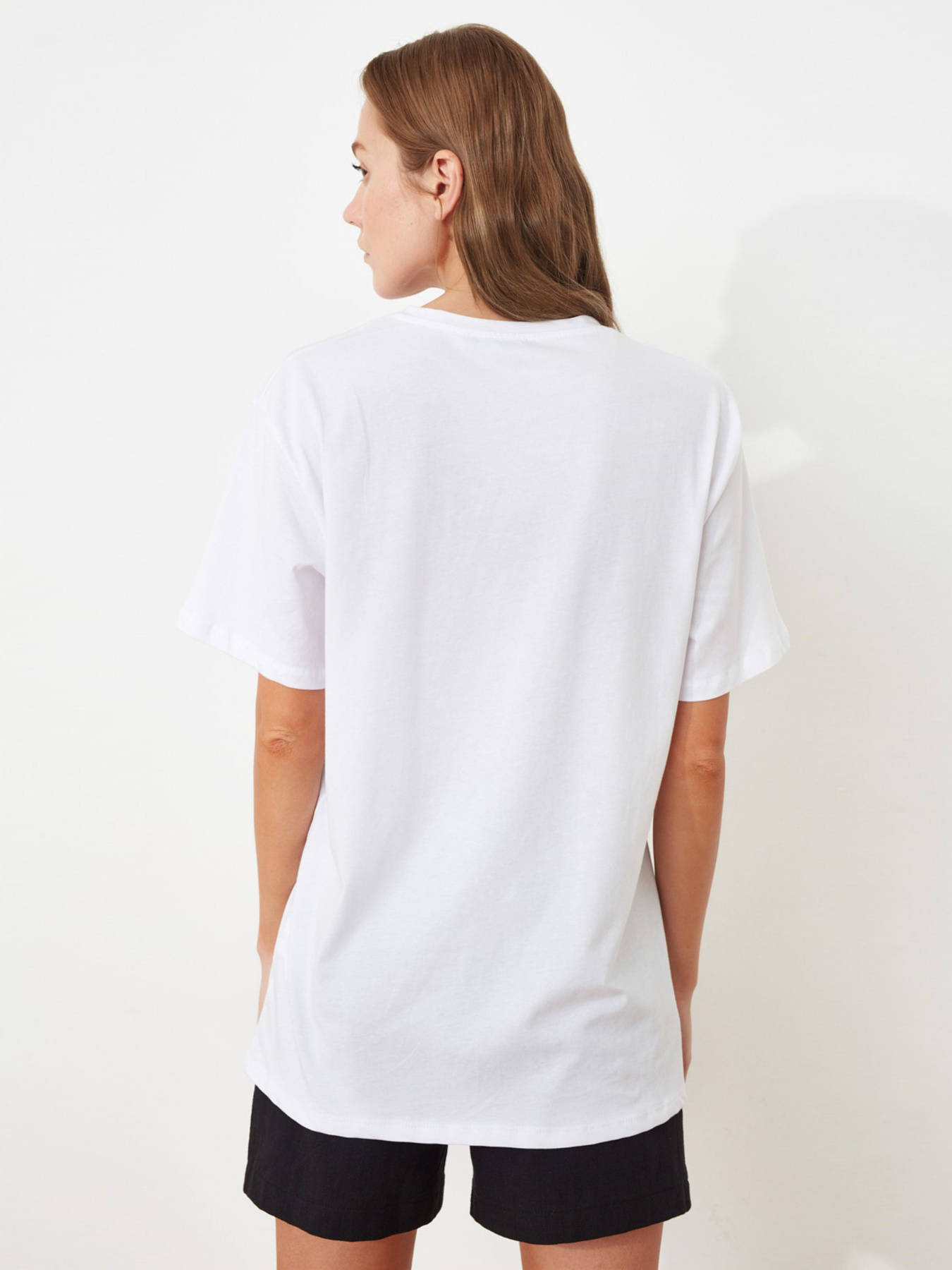 Футболка Trendyol модель TWOSS21TS1108/Beyaz Фото