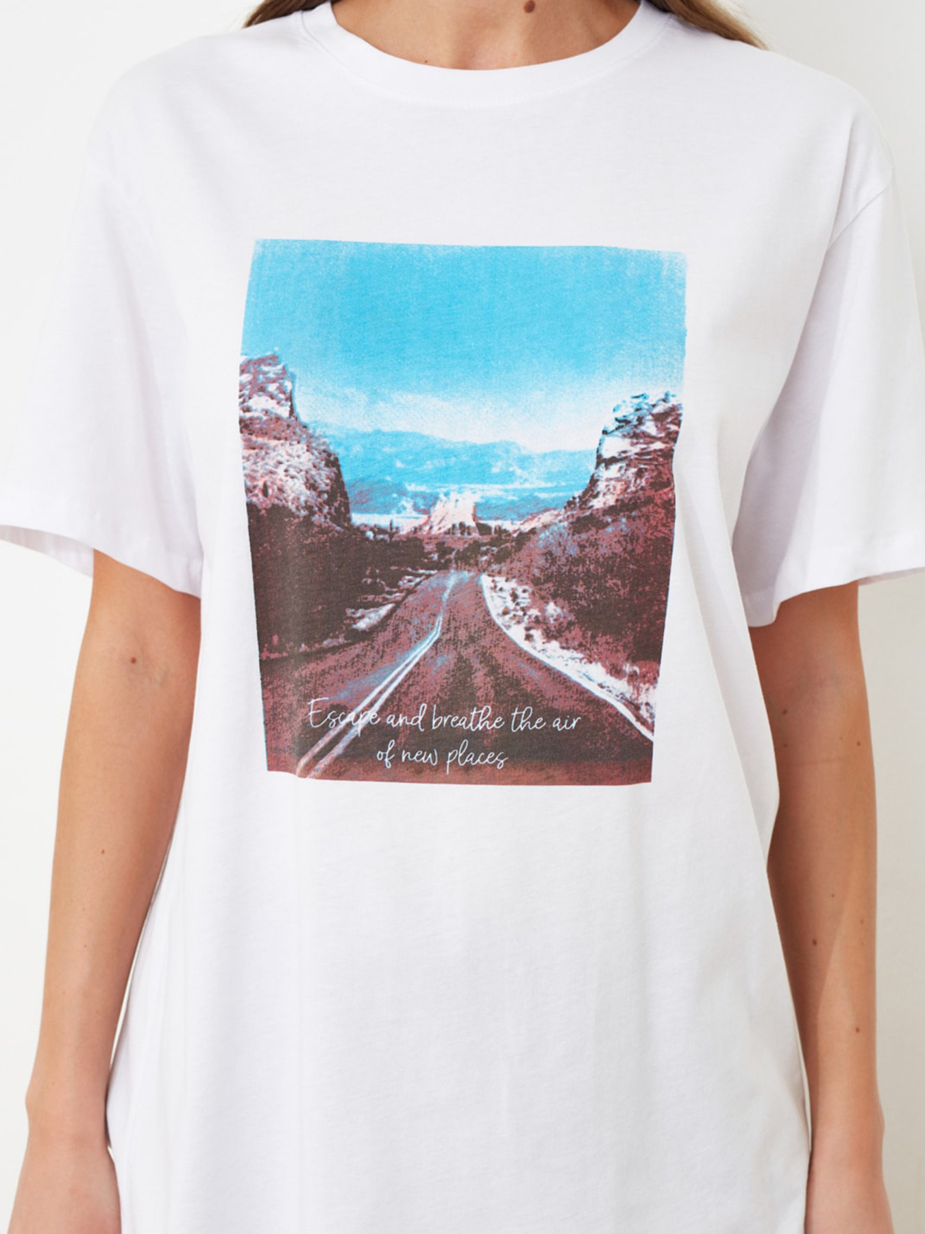 Футболка Trendyol модель TWOSS21TS1108/Beyaz Фото