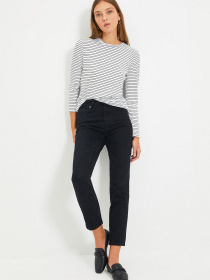 Лонгслів Trendyol модель TWOAW20TS0097/Beyaz Фото