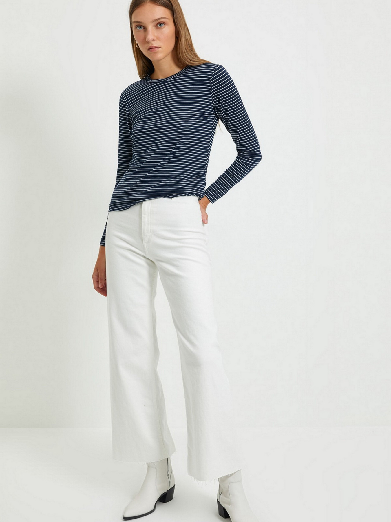 Лонгслив Trendyol модель TWOAW20TS0097/Lacivert Фото