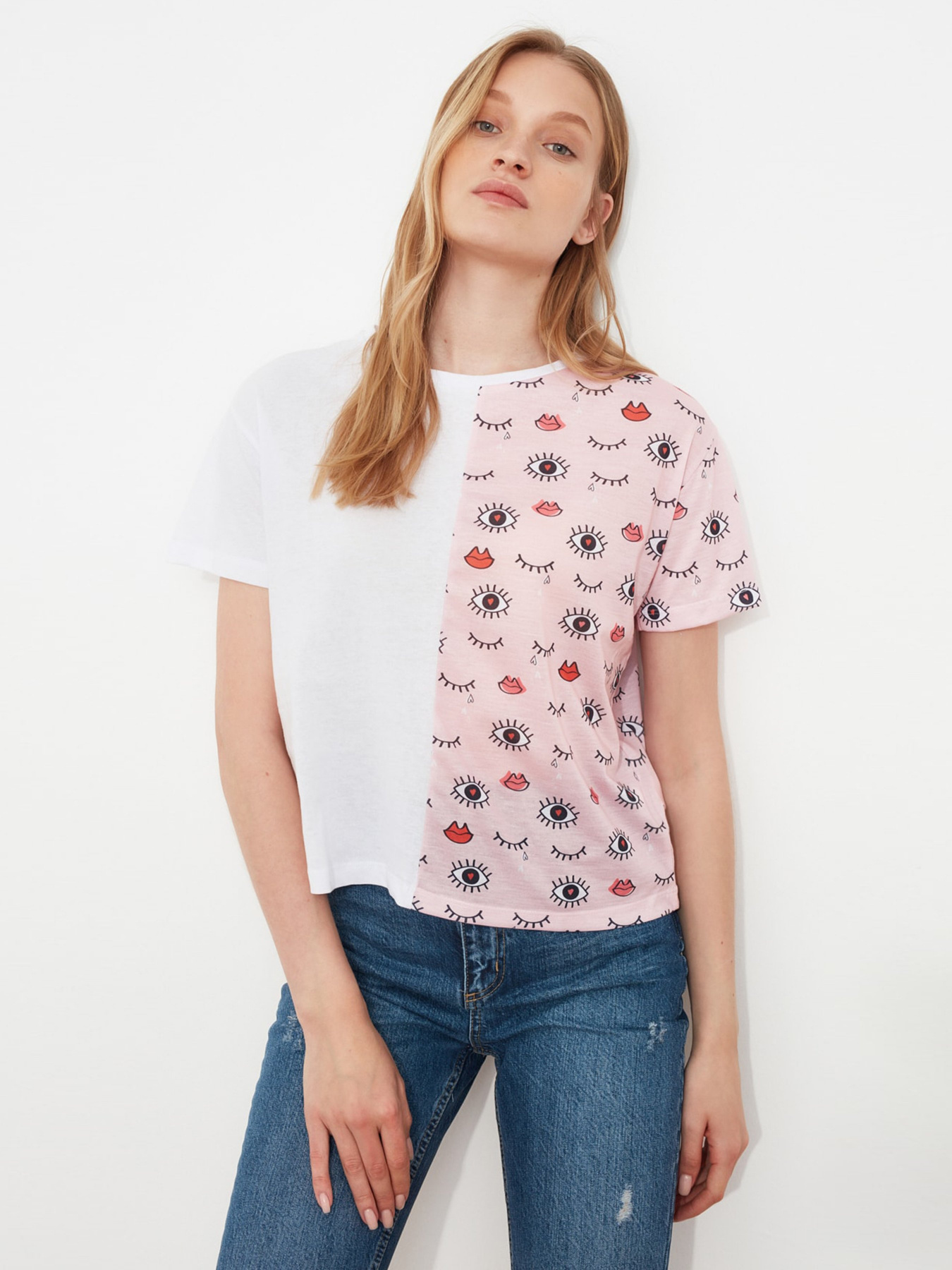 Футболка Trendyol модель TWOSS21TS2614/Beyaz Футболка Trendyol модель TWOSS21TS2614/Beyaz Фото