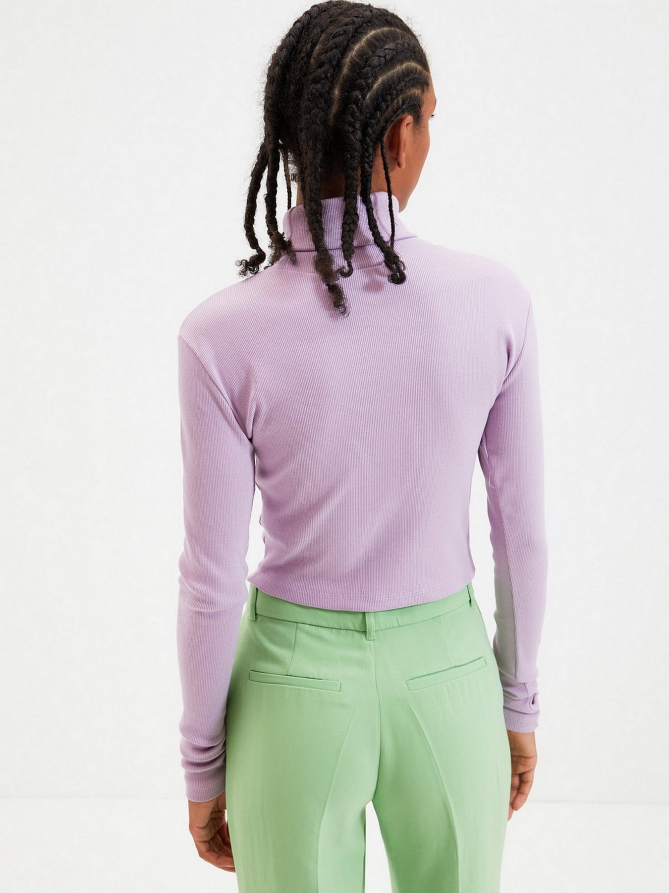 Водолазка Trendyol модель TWOAW21BZ0071/Lila Фото