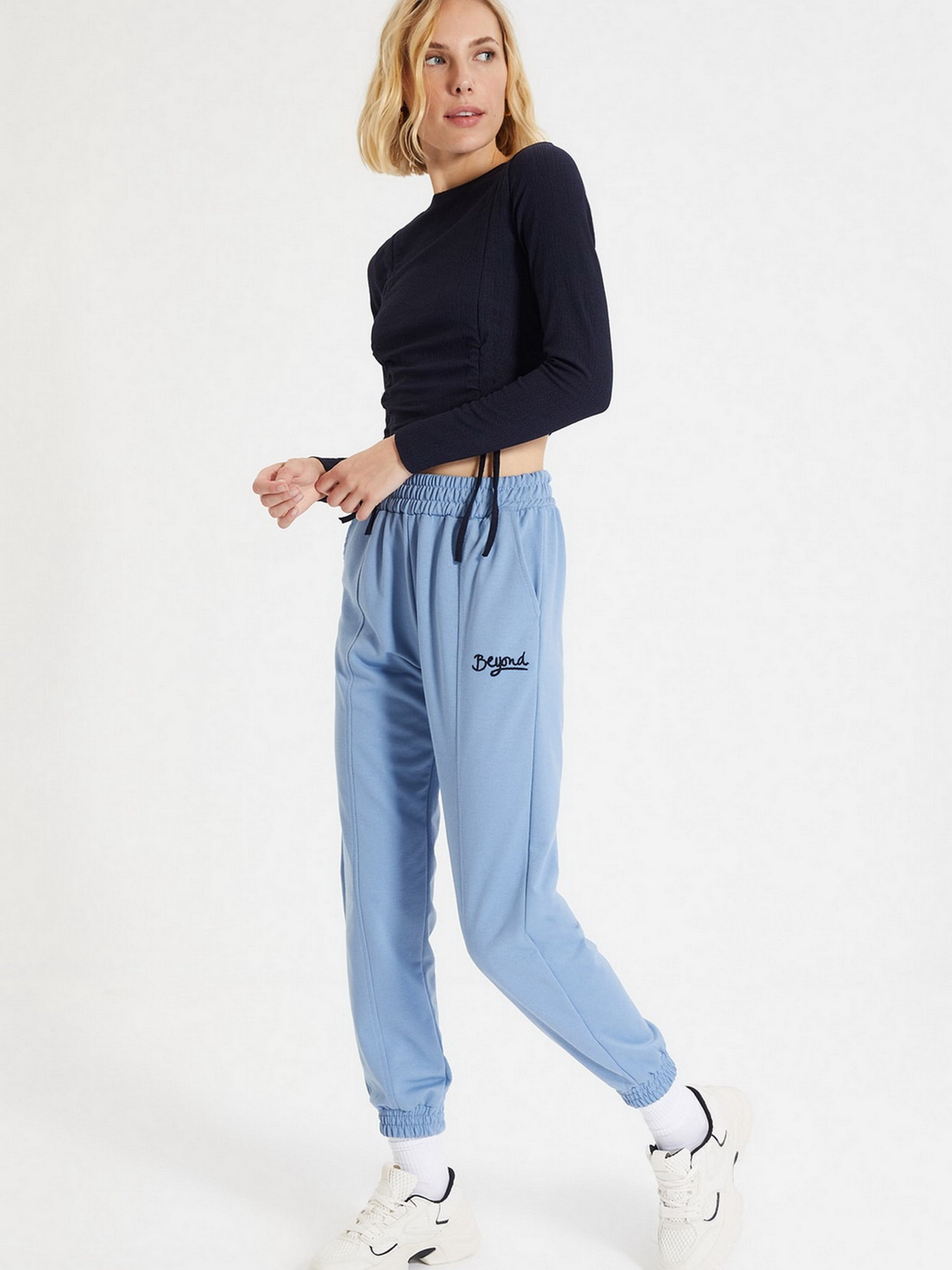 Штаны спортивные Trendyol модель TWOAW21EA0049/ACik Mavi Фото