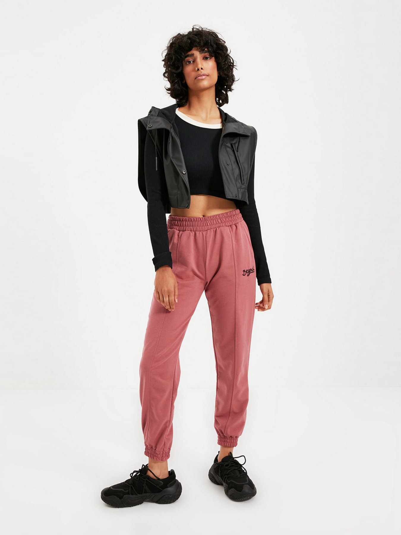 Штаны спортивные Trendyol модель TWOAW21EA0049/Gul Kurusu Фото