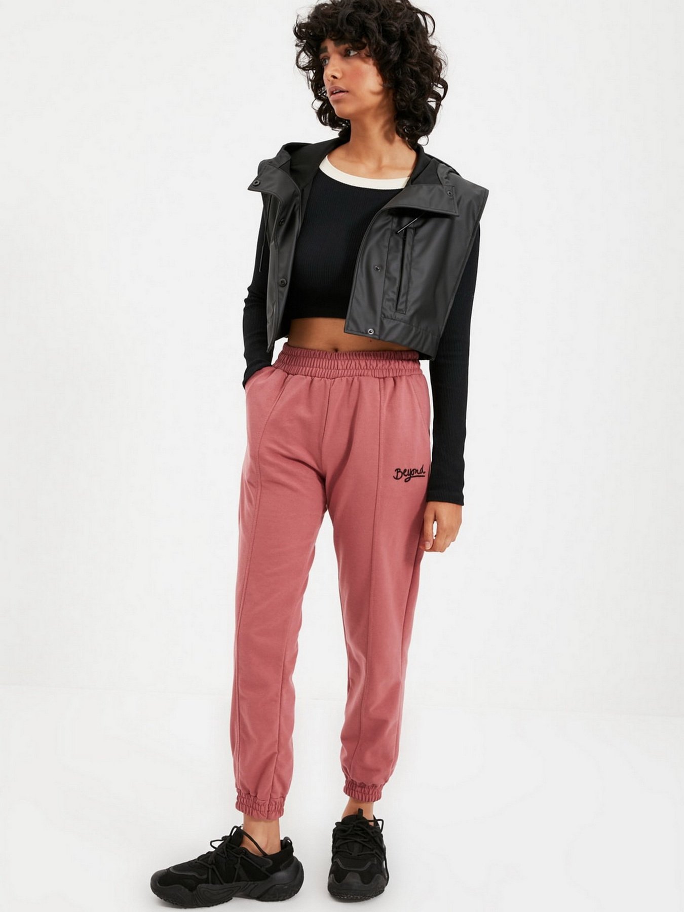 Спортивні штани Trendyol модель TWOAW21EA0049/Gul Kurusu Фото