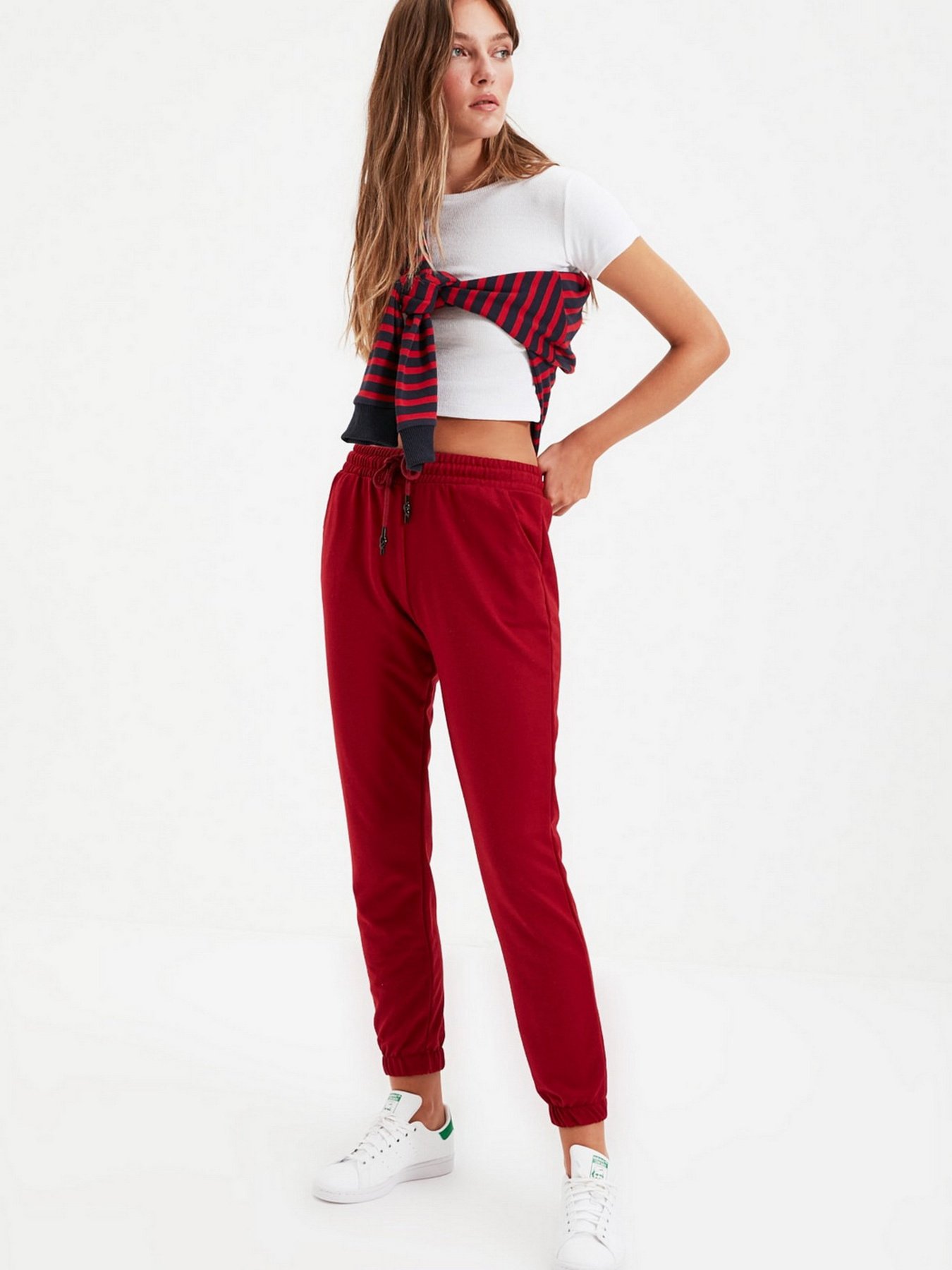 Штаны спортивные Trendyol модель TWOAW21EA0066/Bordo Фото